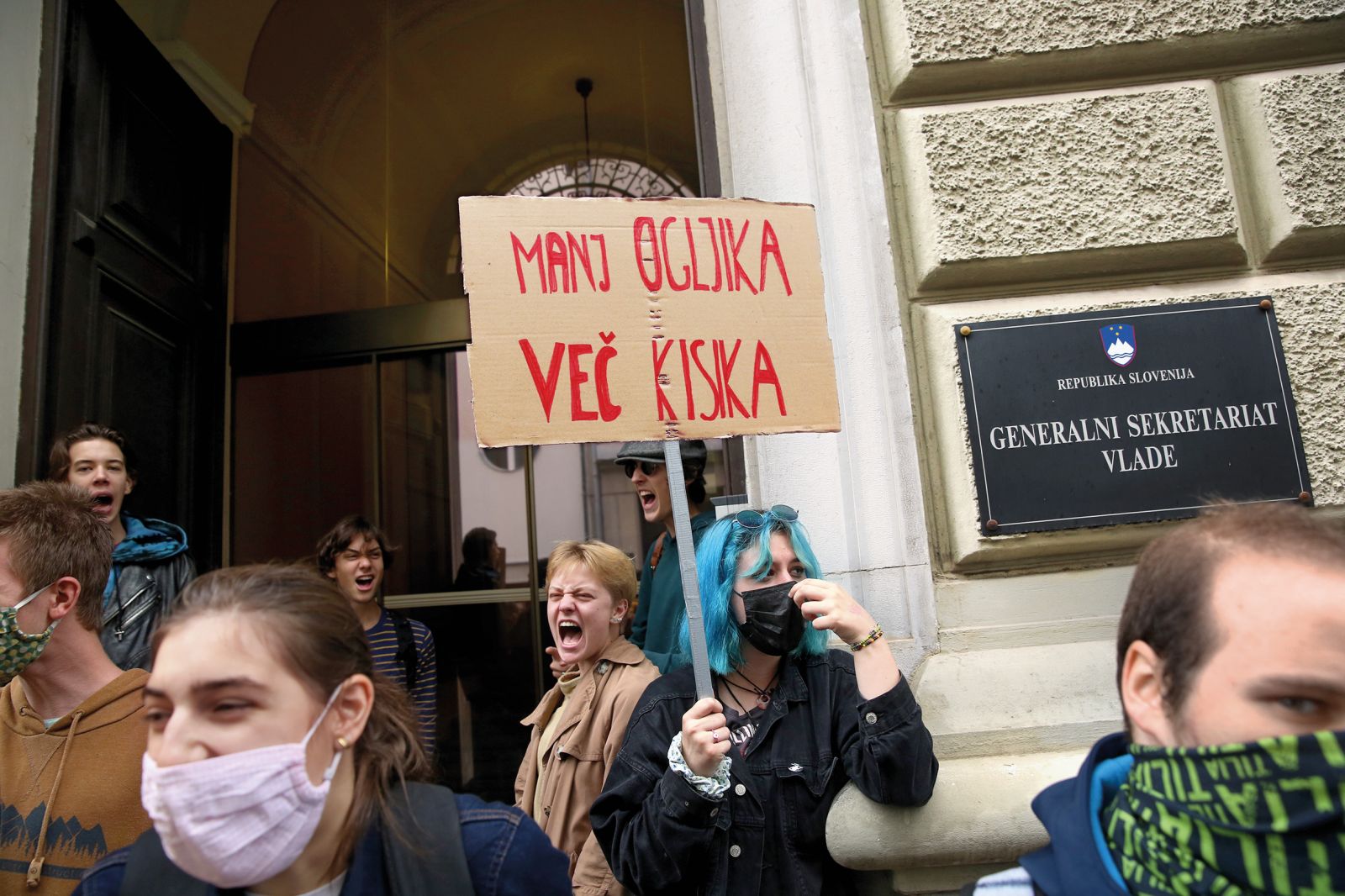 Protest Mladih za podnebno pravičnost pred vlado | Borut Krajnc