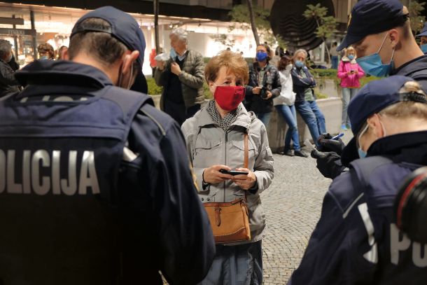 Policijski postopek zoper starejše državljane 