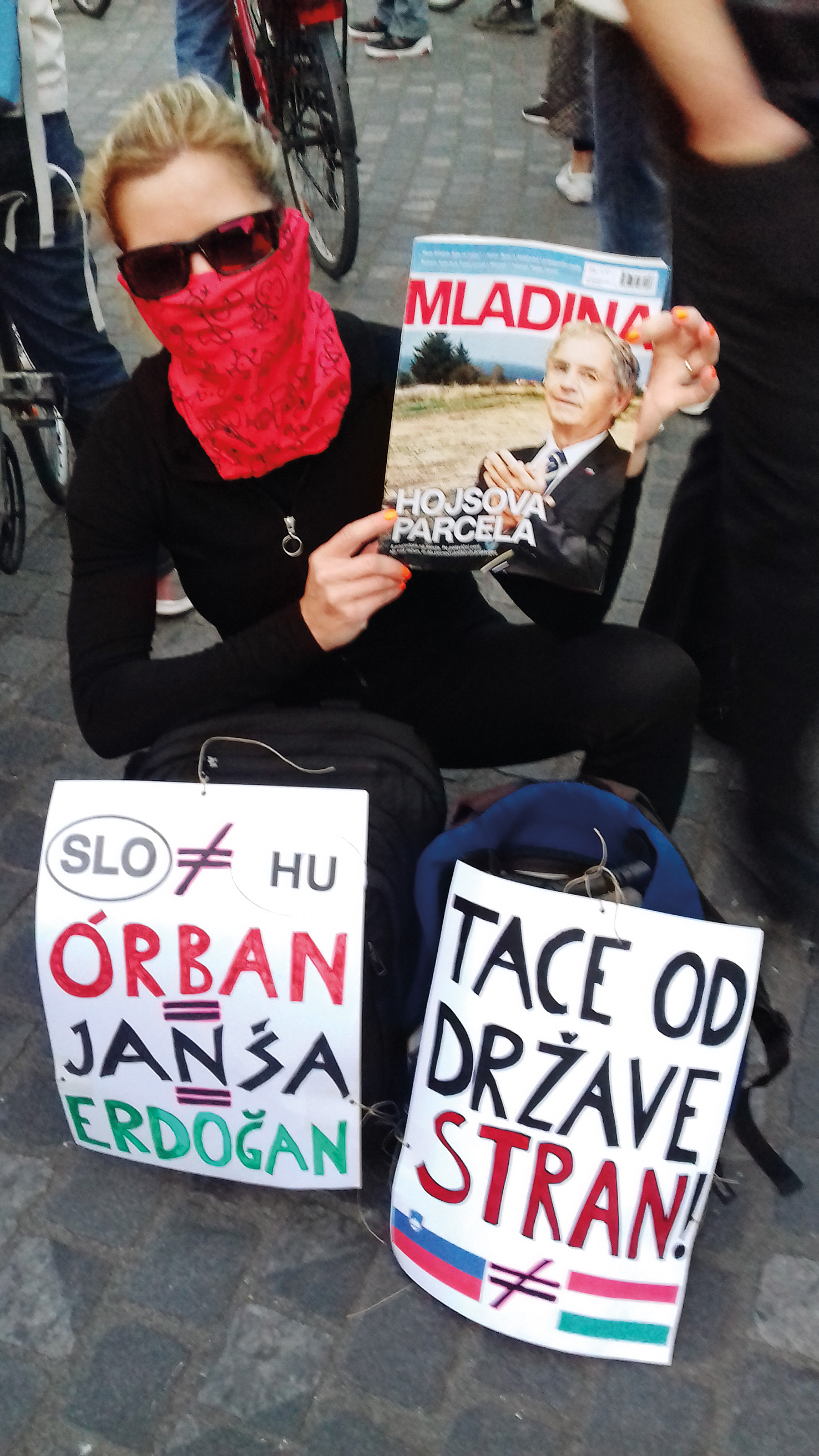 Le vkup, le vkup! | antik(o)ronapartizan