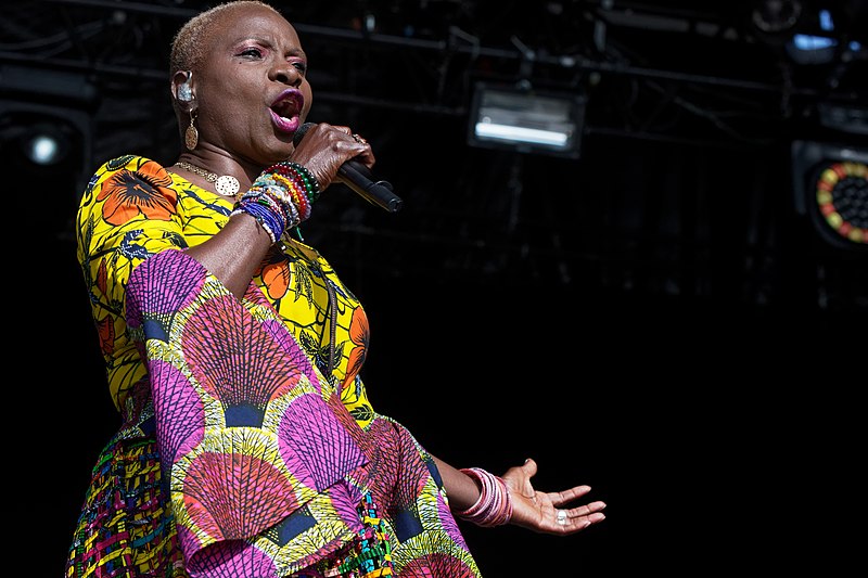 Angélique Kidjo, trikratna prejemnica grammyja v kategoriji glasb sveta (world music)