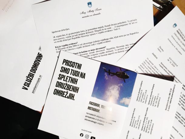 Pošiljka za osemnajstletnike – uradno obvestilo, nagovor ministra, reklamna zloženka 