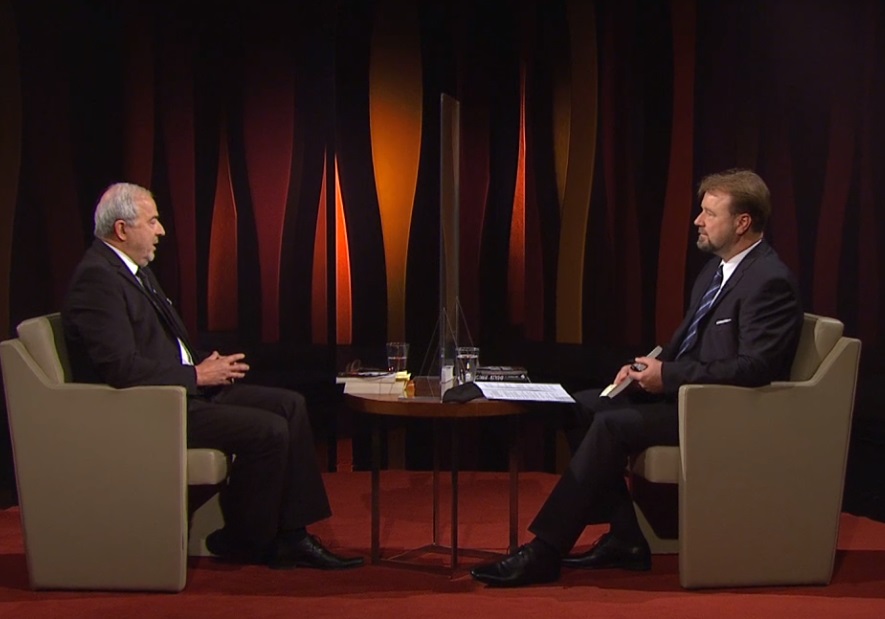 Igor Omerza in Jože Možina v nedeljski oddaji Intervju