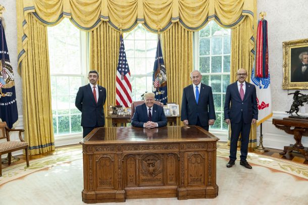 President Donald J. Trump poses for photos with the Minister of Foreign Affairs for the United Arab Emirates Abdullah bin Zayed Al Nahyan, Israeli Prime Minister Benjamin Netanyahu and and Minister of Foreign Affairs of Dr. Abdullatif bin Rashid Al-Zayani of Bahrain Tuesday, Sept. 15, 2020, in the Oval Office of the White House