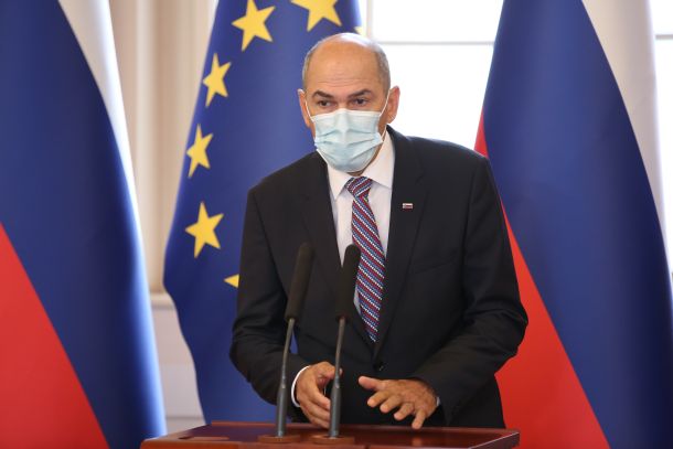 Janez Janša v predsedniški palači, kjer je potekala obeležitev 30. obletnice odločitve Demosa o razpisu plebiscita o samostojnosti Republike Slovenije, 9. novembra