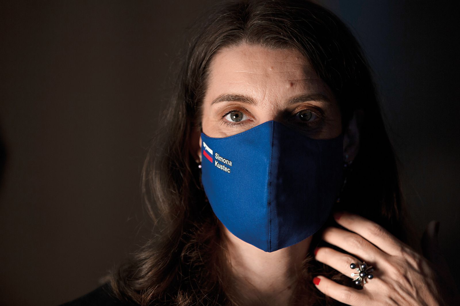 Vladna modna maska ver. 3 – modra maska, slovenska zastava, ime