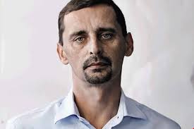 »To, da si malo simpatičen, malo pošten in malo naš, je premalo, da bi bil lahko tudi dober politik«