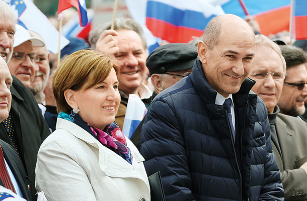 Ljudmila Novak (NSi) in Janez Janša (SDS), nič več zaveznika