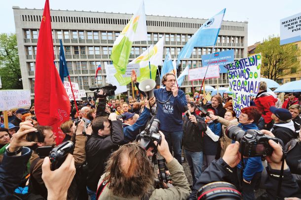 Se obeta Sloveniji nova generalna stavka?