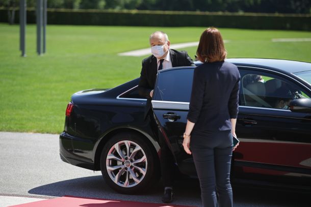 Državni zbor potrdil novi zakon o davku na motorna vozila
