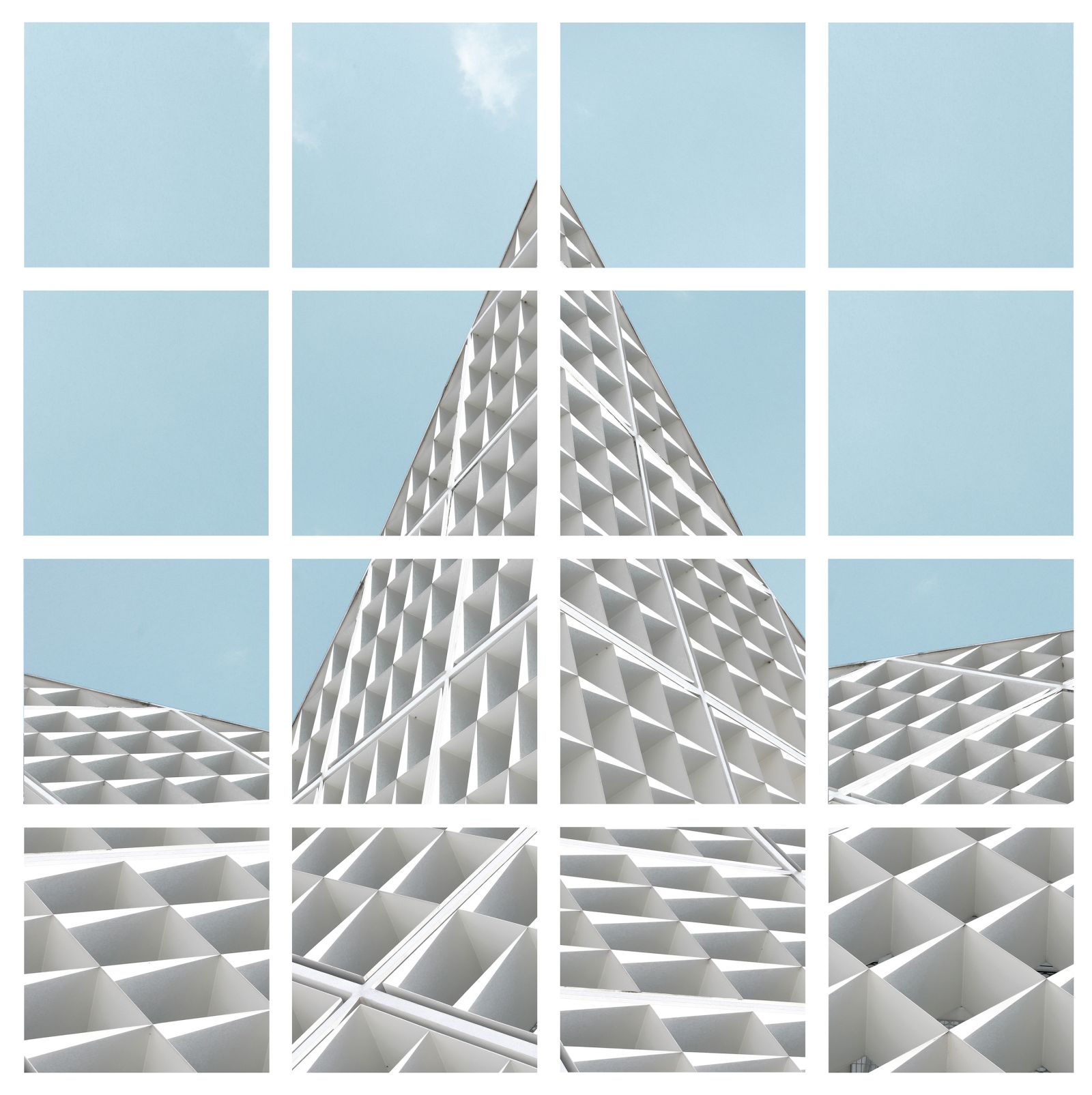 Snežno beli kockasti osrednji objekt ljubljanskega Muslimanskega kulturnega centra, za katerega  so Vasa-Perović arhitekti letos dobili Plečnikovo nagrado, v novi podobi spominja na piramide v Gizi.