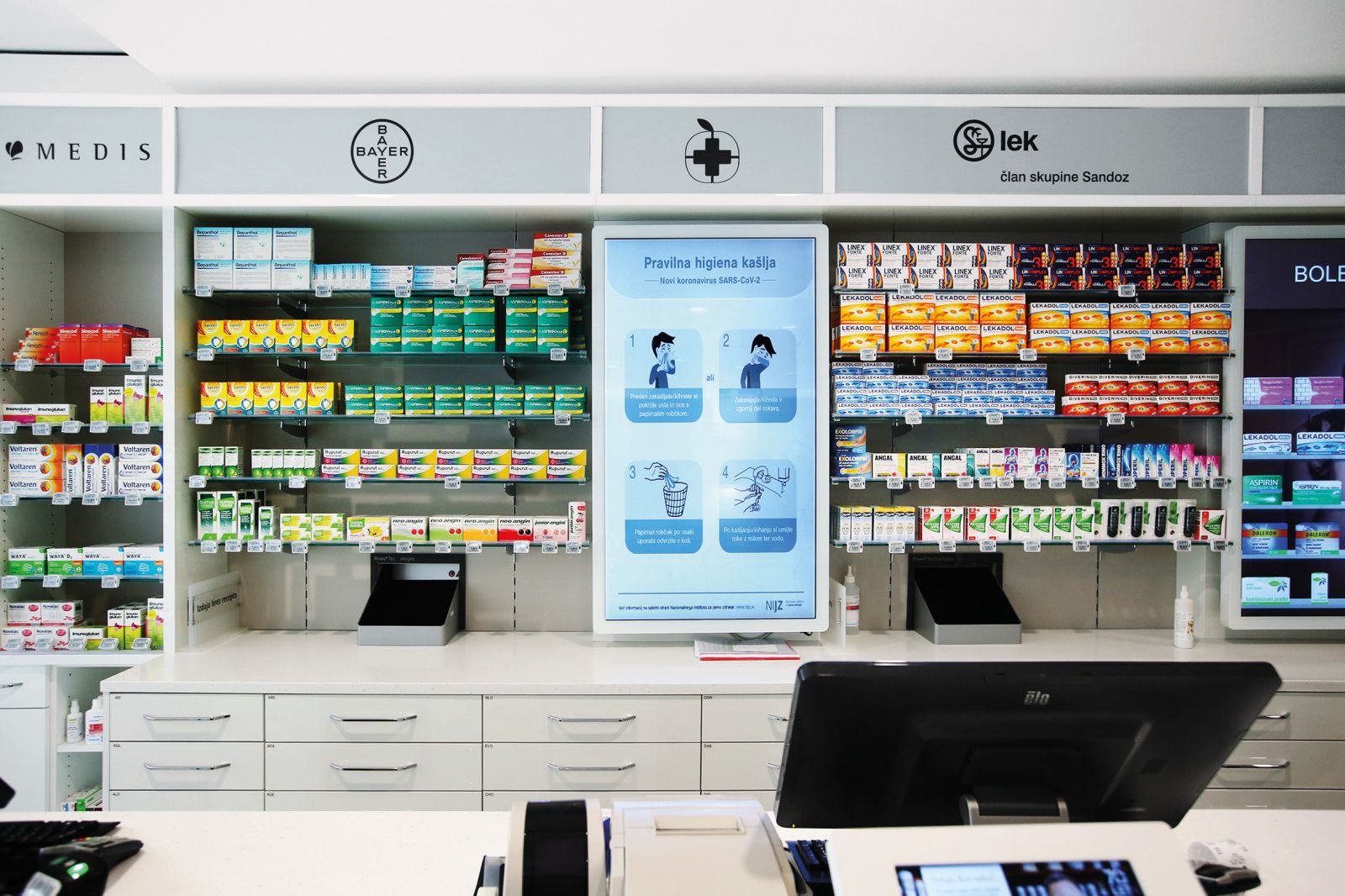 Polne police zdravil, ki zakrivajo simptome virusnih obolenj