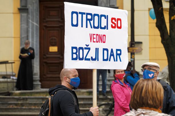 Shod proti splavu v soorganizaciji Zavoda Živim, Ljubljana