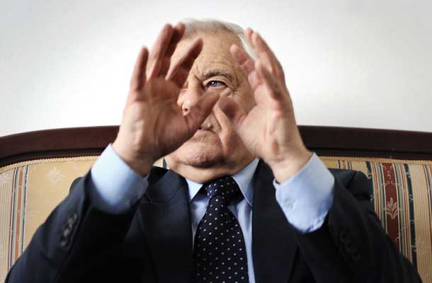 Milan Kučan, prvi predsednik republike, bo danes raje ostal doma
