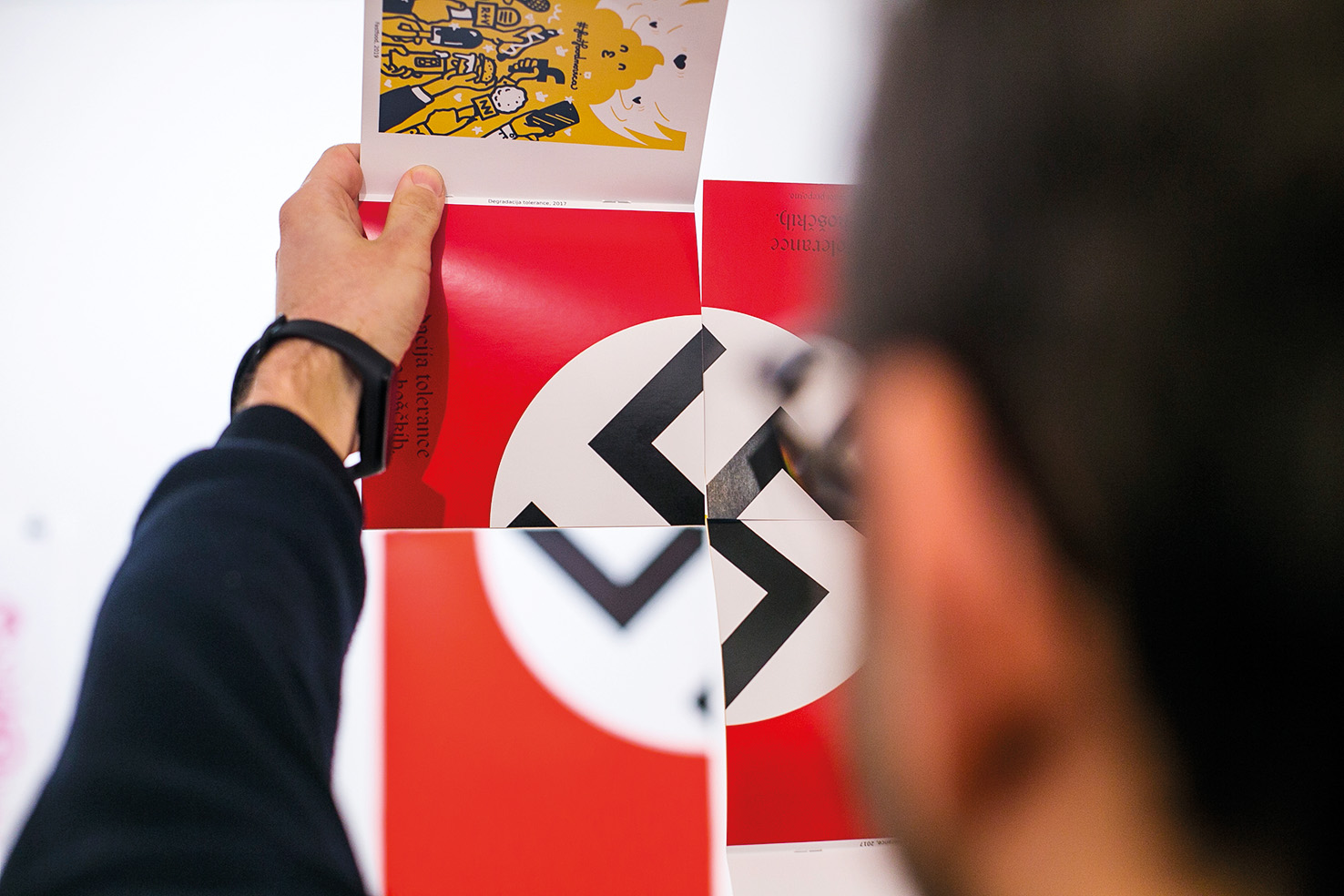 Jernej Žumer: Degradacija tolerance se dogaja po koščkih, Galerija Media Nox, ID: BABYLON; Who am I, MB | Janez Klenovšek