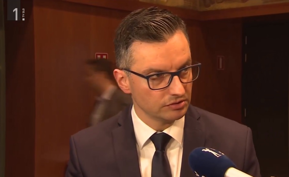 Marjan Šarec: »Ne bomo dopustili, da bi ljudje brez dokumentov hodili skozi državo«