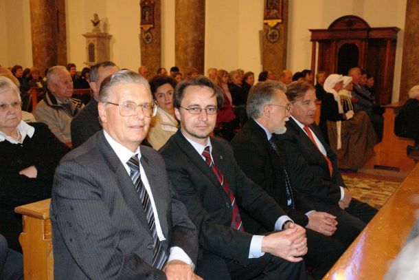 Igor Gabrovec (drugi z leve) se je okužil z novim koronavirusom