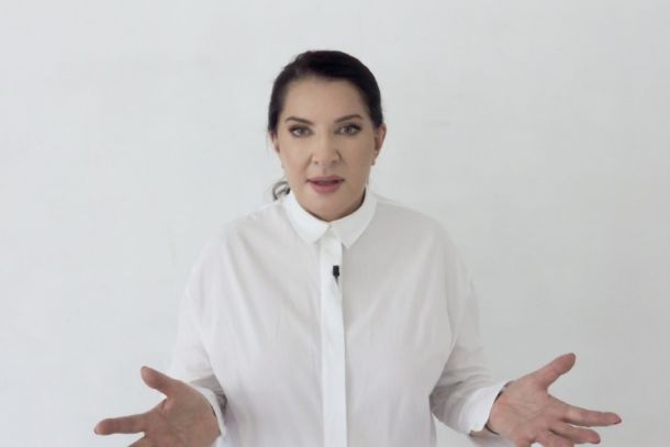 Vrnitev domov: Marina Abramović in njeni otroci