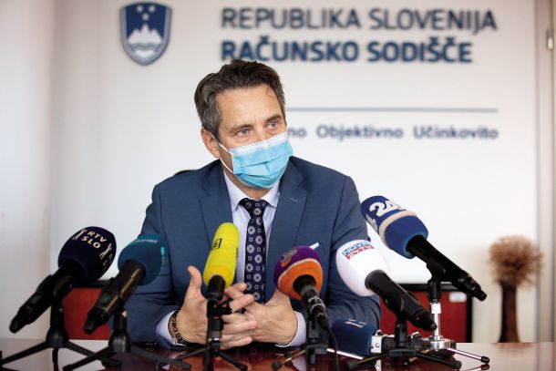Še preden je poročilo o medicinskih nabavah postalo javno, je bil predsednik Računskega sodišča Tomaž Vesel deležen kritik in političnih diskvalifikacij