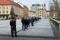 Vrste kot nekoč: vrsta za brezplačno hitro testiranje v Ljubljani