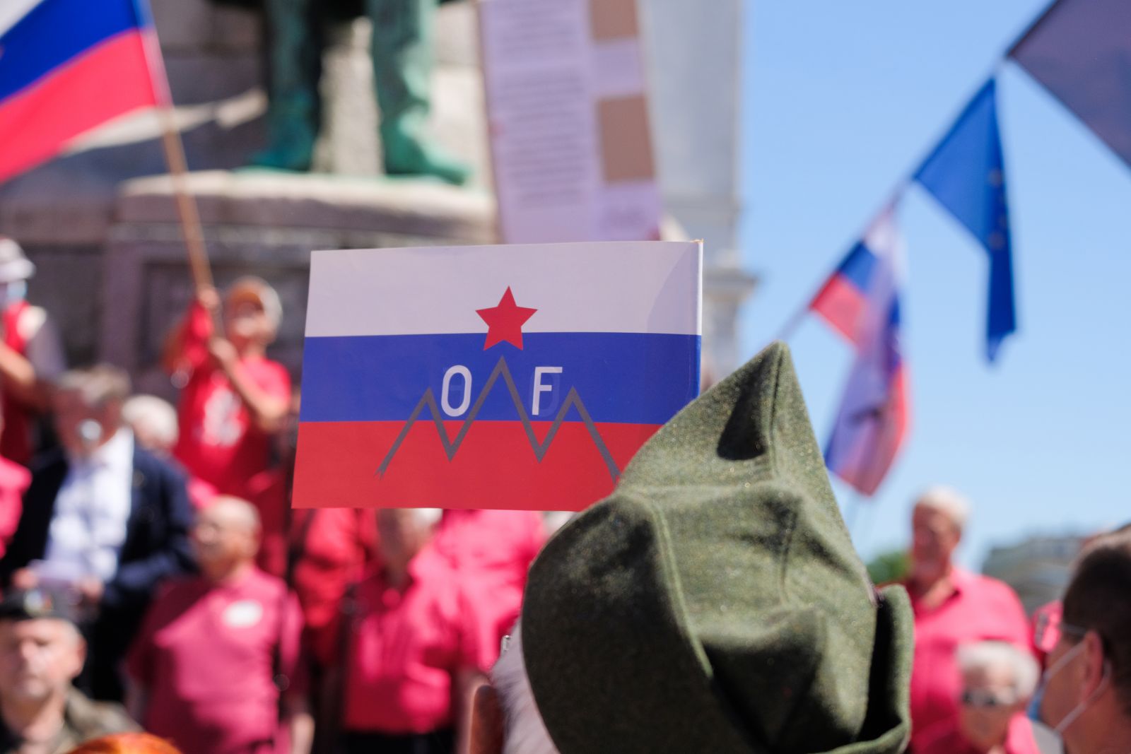 Spomin na Osvobodilno fronto (OF) danes na Prešernovem trgu