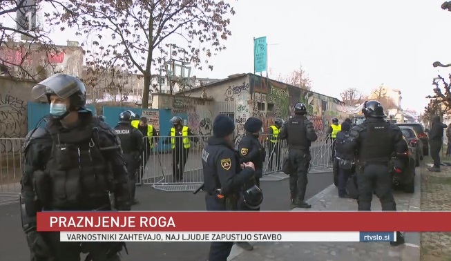 Današnji prizor pred Tovarno Rog