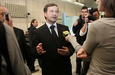 Erjavec umaknil kandidaturo za predsednika vlade