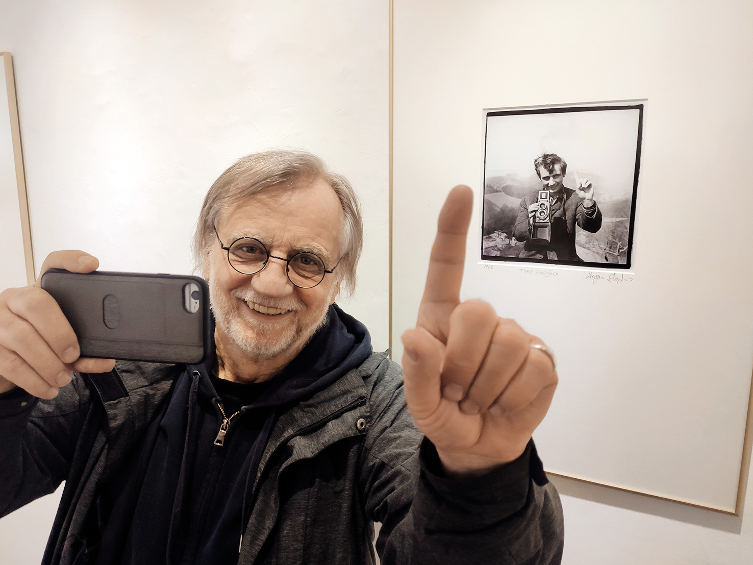 Tone Stojko: Porumenele fotografije - Nazaj na Lent, Fotogalerija Stolp, MB | Marija Skočir