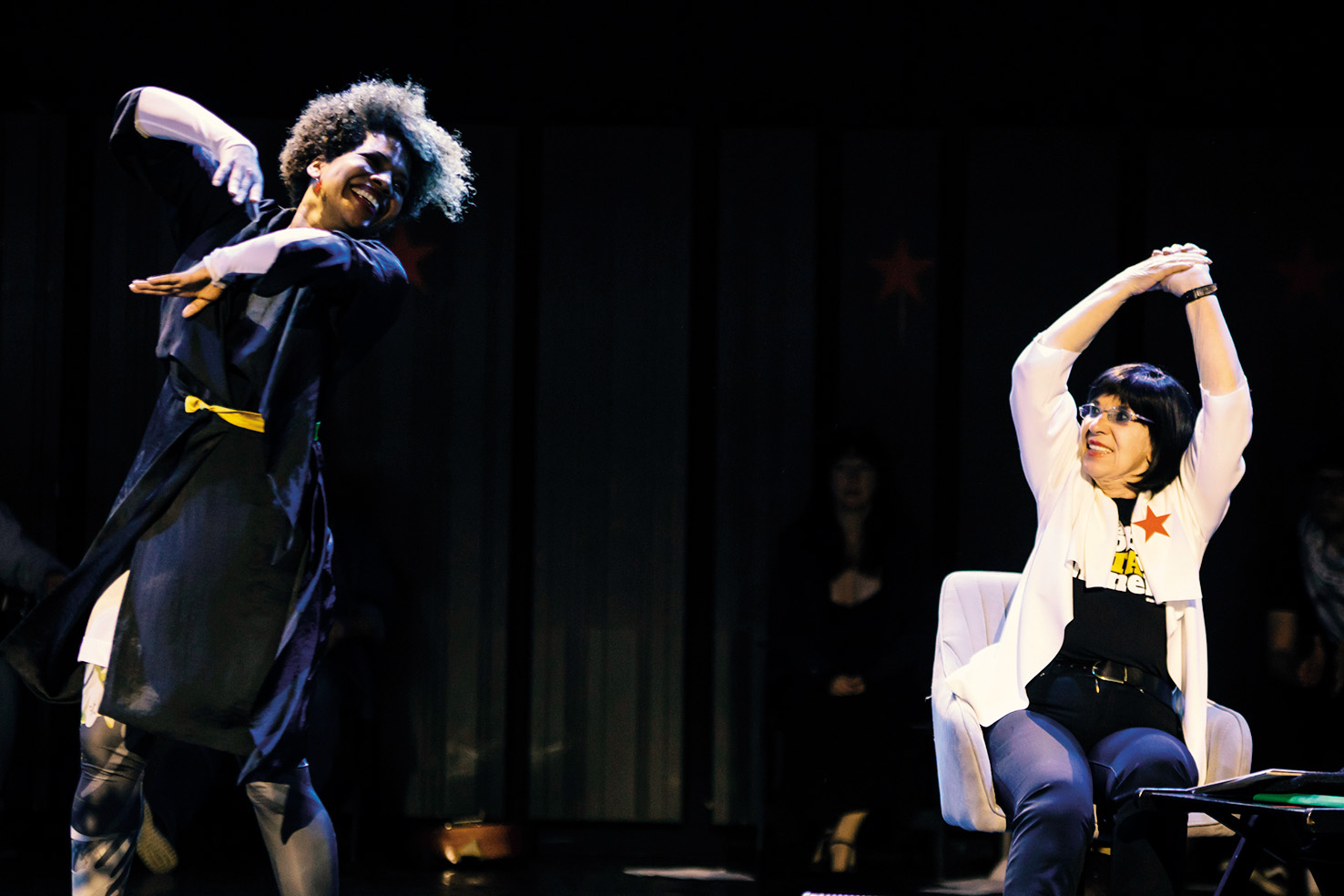 Svetlana Makarovič z gosti: Nosil bom rdečo zvezdo, spletni prenos, Kino Šiška, LJ | Urška Boljkovac