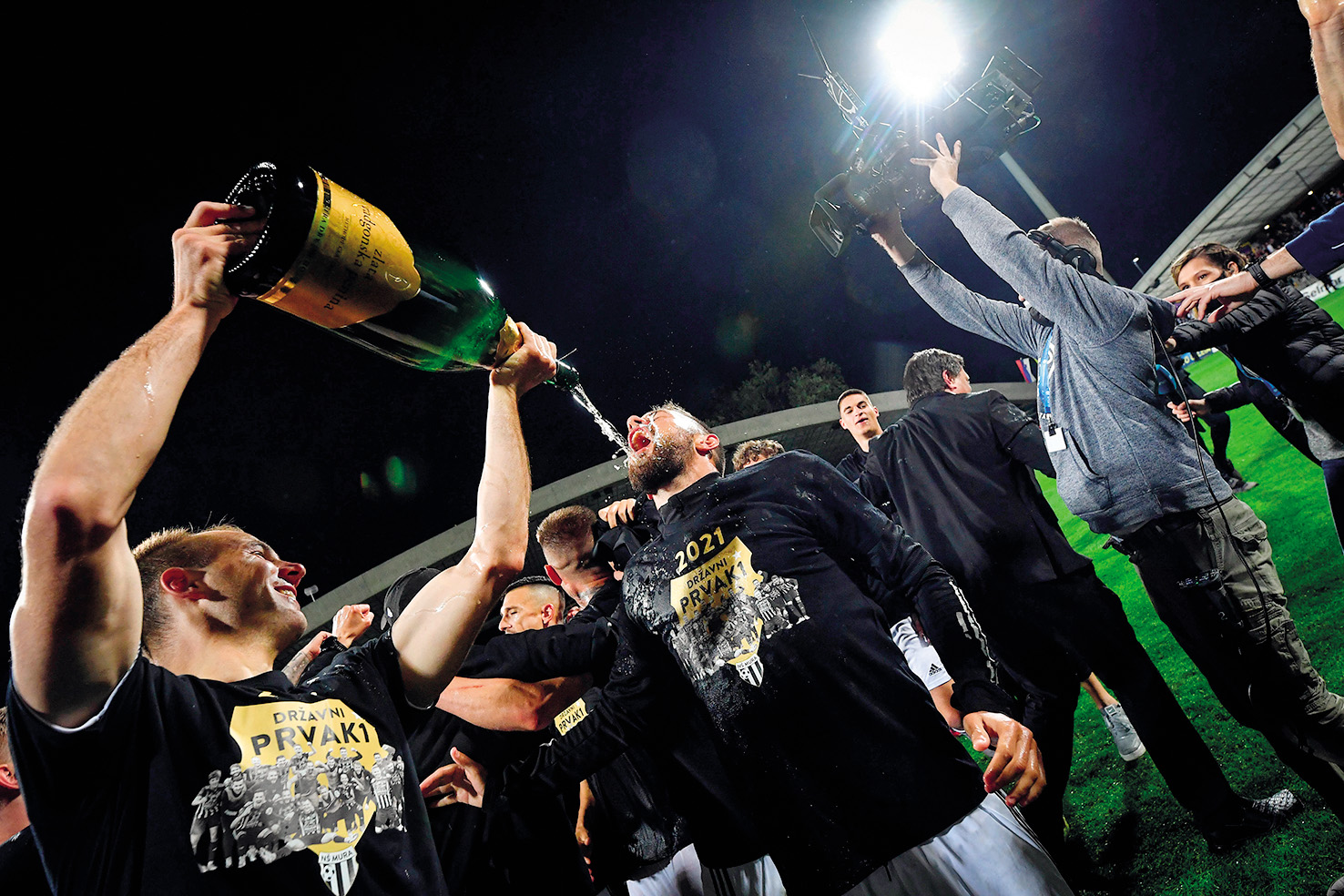 Nogometaši Mure prvič državni prvaki v 30-letni zgodovini Prve lige Slovenije, Ljudski vrt, MB | Marko Pigac