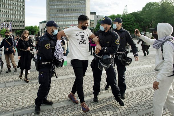 V Ljubljani je policija 21. maja nasilno prekinila proteste Palestincev 