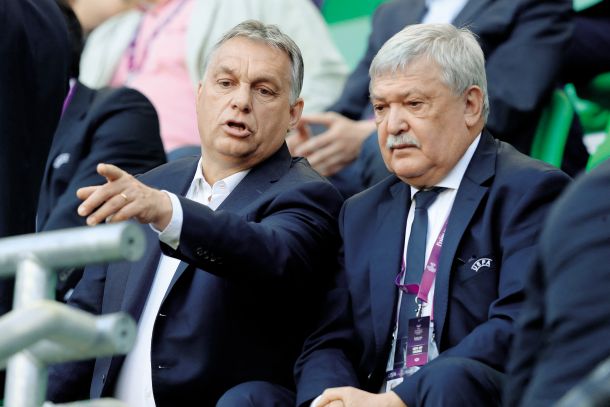 Viktor Orbán s svojim prijateljem predsednikom uprave OTP banke Sandorjem Csanyijem 