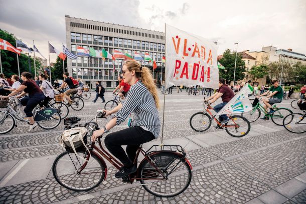 Petkova Dirka po Trgu republike