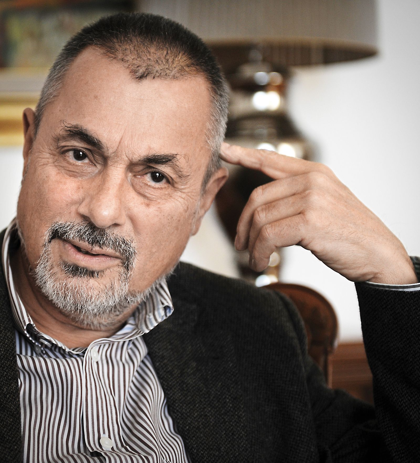 Veli mag slovenskega zasebnega visokošolskega sistema Peter Jambrek