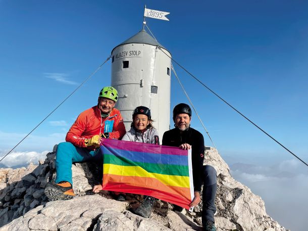 Michael Roth, Tanja Fajon in Andreas Schieder na vrhu Triglava. 
