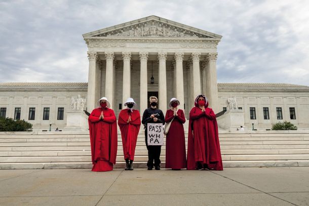 Protest proti teksaški prepovedi abortusa pred vrhovnim sodiščem v Washigtonu 