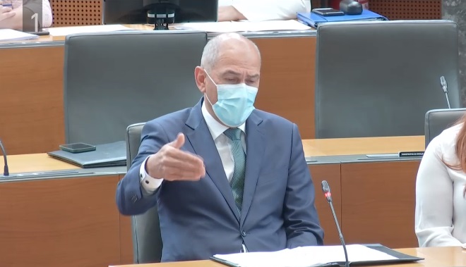 Janez Janša na seji DZ med pojasnjevanjem o druženju z lobisti