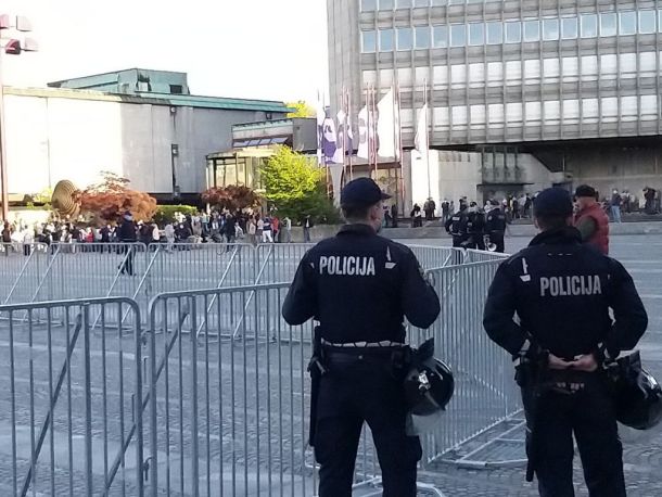 Barikade po Sloveniji