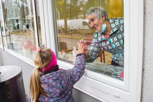 Brezkontaktni obisk v Centru slepih, slabovidnih in starejših Škofja Loka