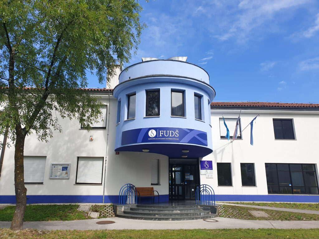 Grožnje študentkam, ki so hotele opozoriti na sporno ravnanje fakultete