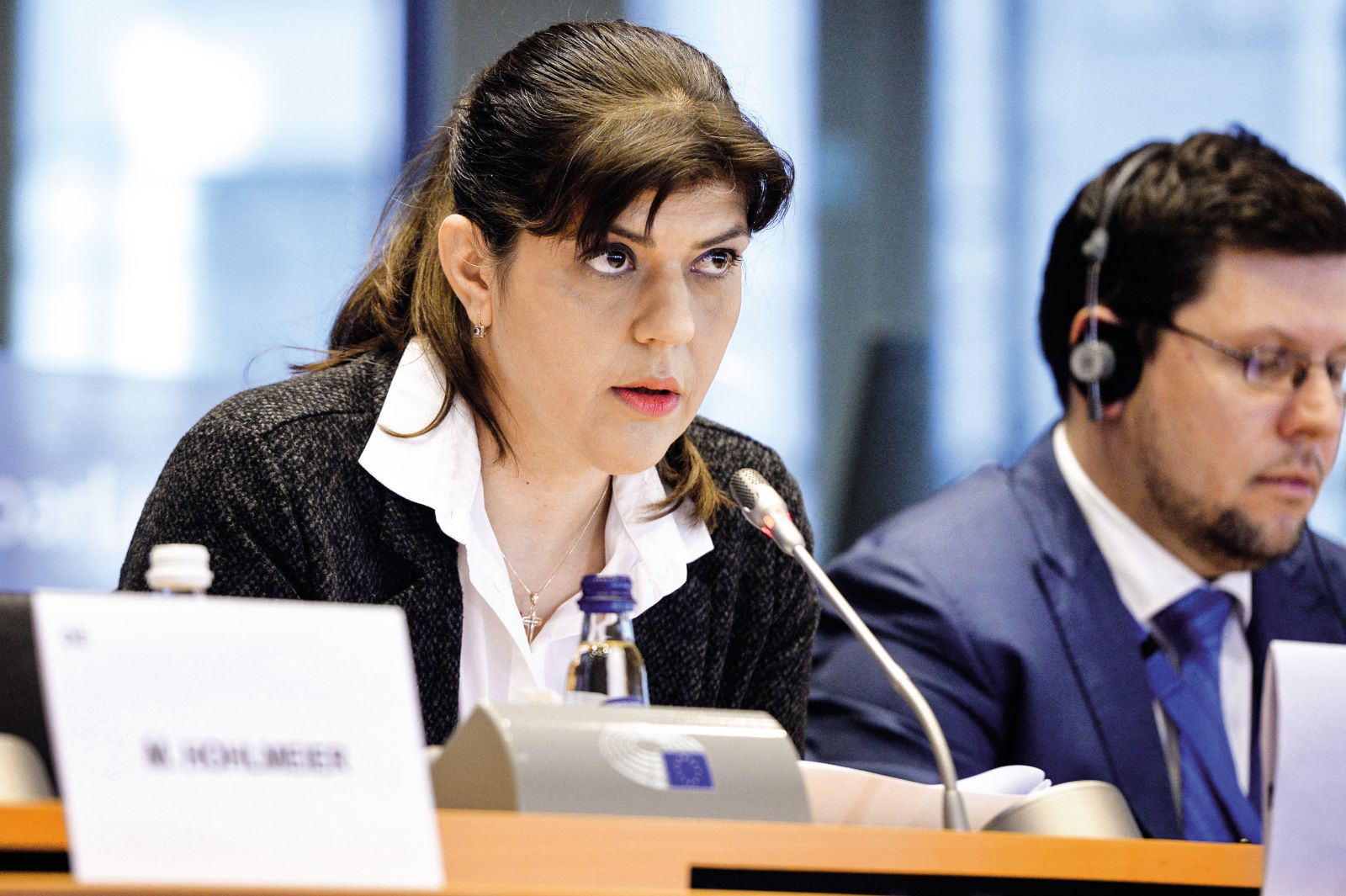 Evropska glavna tožilka Laura Codruta Kövesi še vedno opozarja Slovenijo, a jo v vladi ne poslušajo 