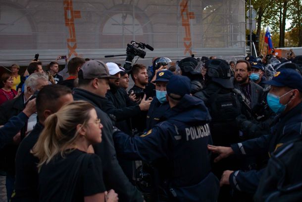 Protivladni protest v Ljubljani, 5. oktobra 2021