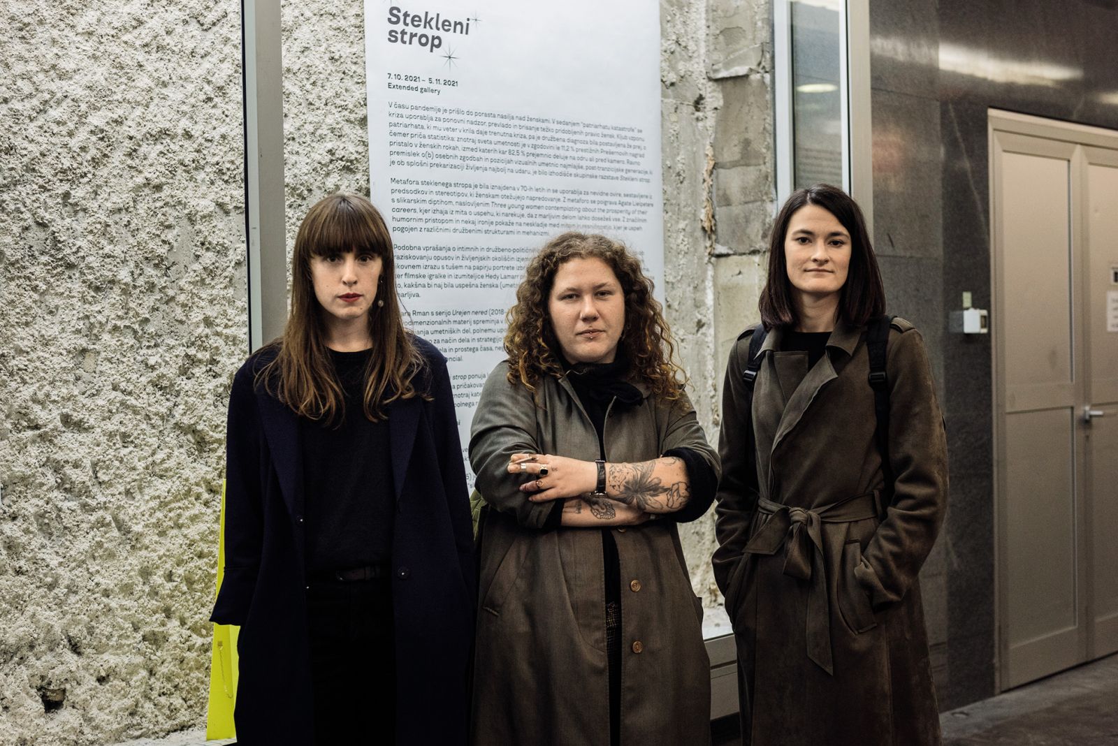 Agate Lielpetere, Sara Rman in Tina Konec: Stekleni strop, Poligon v Extended Gallery, LJ | Mankica Kranjec