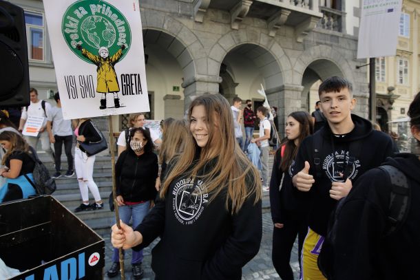 Petek za prihodnost - protest mladih pred ljubljansko mestno hišo, september 2021