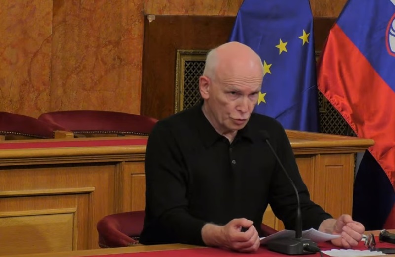 Kako misliti demokracijo sredi pandemije