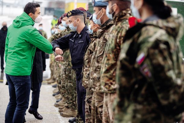 Na pomoč so prišli italijanski zdravstveni delavci /