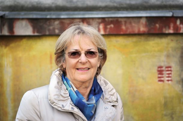 Dr. Alenka Kraigher (epidemiologinja) »Zelo, zelo, zelo veliko vlogo pri teh dilemah igra beseda solidarnost … a pojem solidarnost zelo težko povežeš s pojmom prisile.«