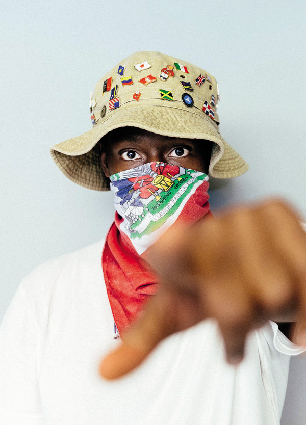 Enigmatični MachHommy zmagoslavno leto zaključuje s še eno izjemno ploščo. 