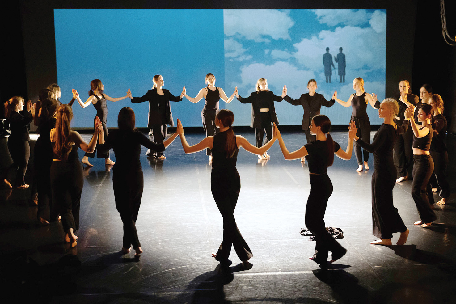 Pred koncem, predpremiera ’22, SVŠGUGL, LJ | Nada Žgank