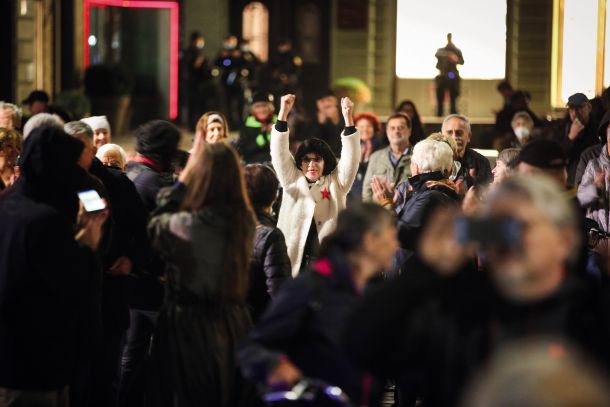 Svetlana Makarovič je redna udeleženka petkovih protestov 