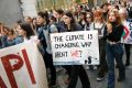 Pohod mladih za podnebno pravičnost po Ljubljani v petek, 25. marca 